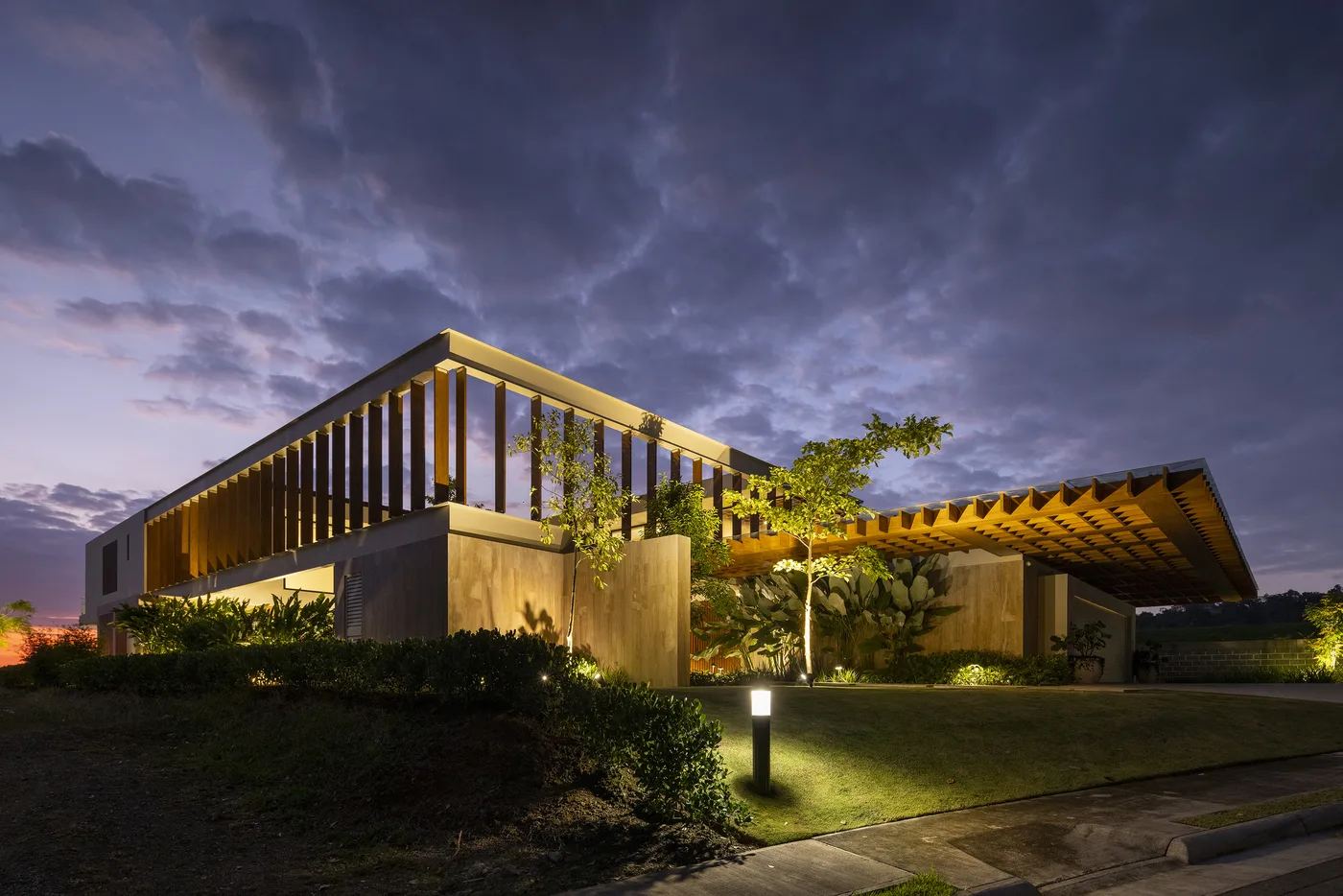Casa Patio, a project by Garnier Arquitectos
